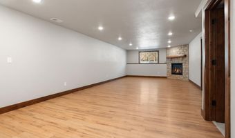 2765 COUNTY ROAD EE, Abrams, WI 54101