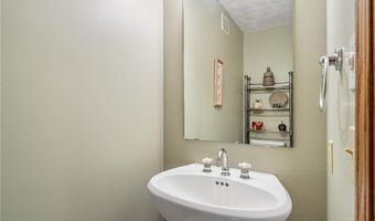 2908 5th Ave SW, Austin, MN 55912