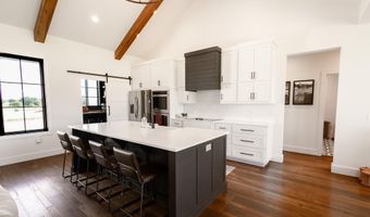 14743 Lawrence 1195, Aurora, MO 65605
