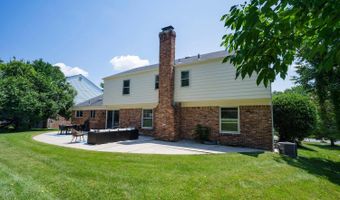 11124 HUNT CLUB Dr, Potomac, MD 20854