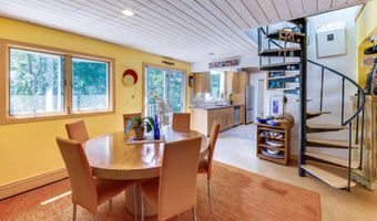 320 Shore Rd, Amagansett, NY 11930