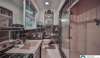 2739 W Liberty St, Allentown, PA 18104