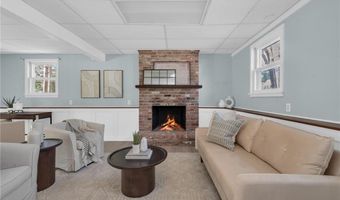 6 Acre Ave, Barrington, RI 02806