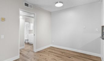 5700 Baltimore Dr 195, La Mesa, CA 91942