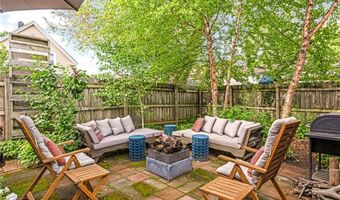 5 Dennis Ave, Cranston, RI 02905