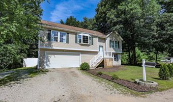 8 Riverside Dr, Allenstown, NH 03275