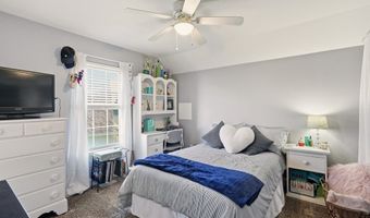 617 Eaton Dr, Aurora, OH 44202