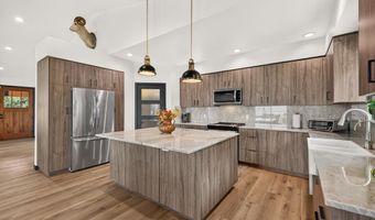 10220 Skunk Creek Rd, Cascade, ID 83611