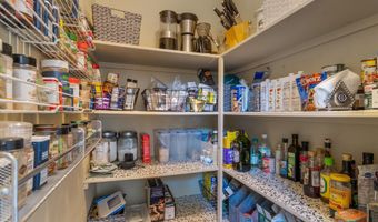 1717 Cedar Ln, Ann Arbor, MI 48105
