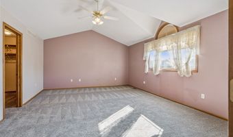 1340 Alderwood Dr, Altoona, IA 50009