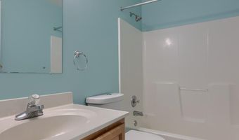 504 LONGVIEW Dr, Reading, PA 19608