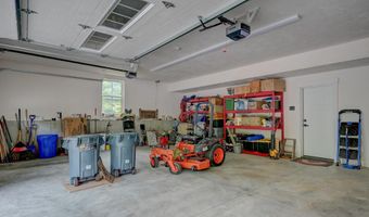 619 Grandview Rd, Conway, NH 03860