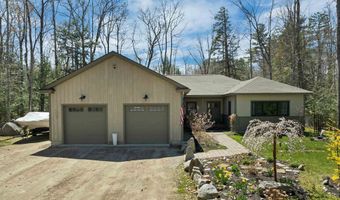 4 Colton Ln, Center Harbor, NH 03226