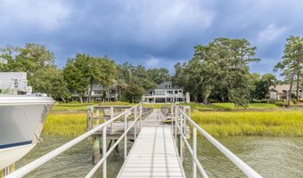 24 Widewater Rd, Hilton Head Island, SC 29926