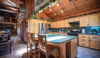 12661 E Langell Valley Rd, Bonanza, OR 97623