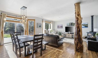 17130 Mayfield Dr, Bend, OR 97707