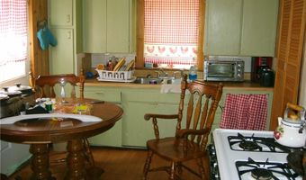 602 E Perry St, Arma, KS 66712