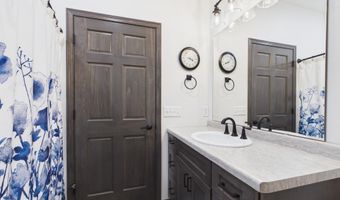 3196 W RYEGRASS Dr, Appleton, WI 54913