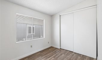 22020 Nisqually Rd 3, Apple Valley, CA 92308