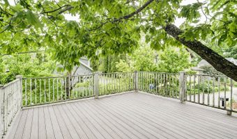 120 Highland Ave, Branford, CT 06405