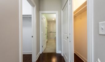 544 N Woodland Ct, Addison, IL 60101