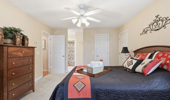 355 Smoke Rise Dr, Baldwin, GA 30511