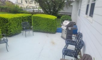 47 Harrison Ave, Newport, RI 02840