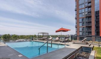 45 SUTTON Sq SW 1006, Washington, DC 20024