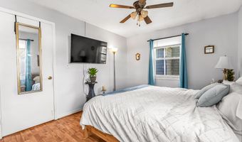 35 Kent Ave, Bridgeport, CT 06610