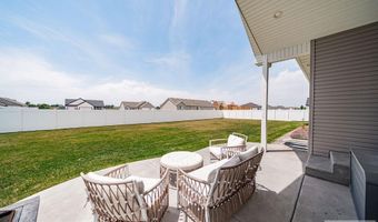 1814 47th St, Ammon, ID 83406