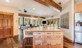 16396 Skyline Dr, Bend, OR 97703