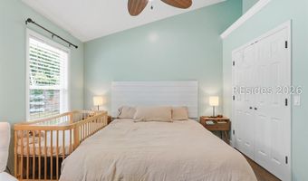 16 Sherwood Ln, Beaufort, SC 29907