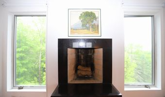 968 Centebar Rd, Albany, VT 05845