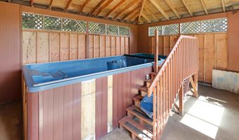 145 S Holokai Rd, Haiku, HI 96708