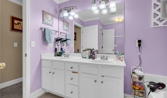 905 Daisy Ln, Athens, GA 30605