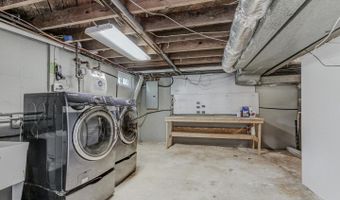 400 CALVIN Ln, Rockville, MD 20851
