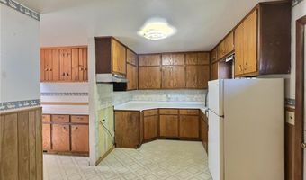 425 Cherry Ave N, Annandale, MN 55302