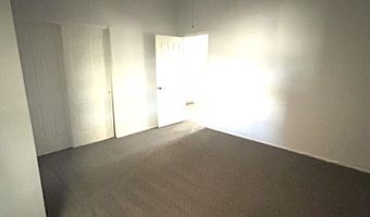2563 N TAMARISK St, Chandler, AZ 85224