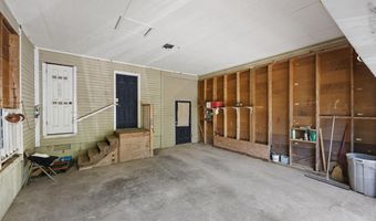 205 NW 17th St, Atkins, AR 72823