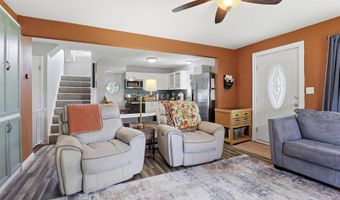 1420 N OWAISSA St, Appleton, WI 54911
