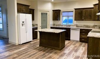 28623 S Benham Ave, Bruneau, ID 83604