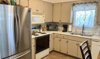57 Wheeler St, Alexander City, AL 35010