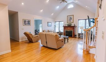 13177 Philpott Rd, Alton, VA 24520