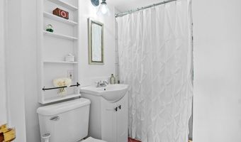 200 Meadow St, Branford, CT 06405