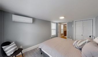 382 Spring St 2, Newport, RI 02840