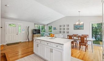 11 Noto Dr, North Providence, RI 02904