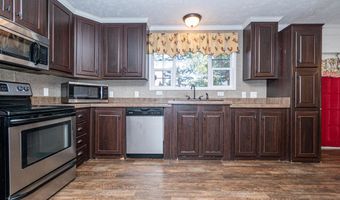 705 Horseshoe Ln, Arkadelphia, AR 71923
