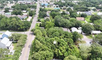 Demontluzin Avenue, Bay St. Louis, MS 39520