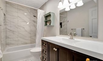 7031 Cheryl St, Anchorage, AK 99518