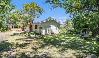 1480 Shevchenko Dr, Ann Arbor, MI 48103